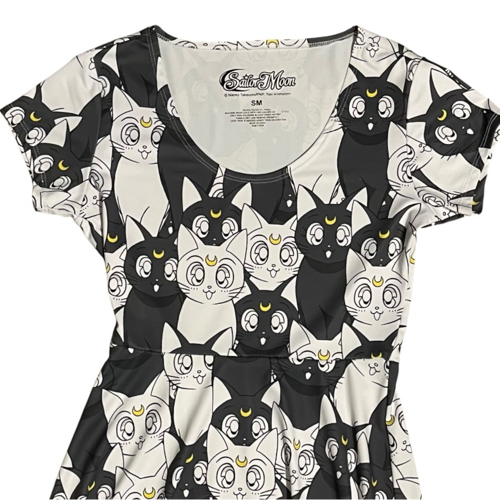 Hot Topic SAILOR MOON LUNA & ARTEMIS DRESS Small ULTRA RARE Graphic Print CATS - Picture 5 of 10